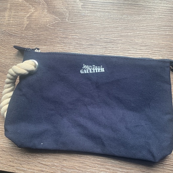 JEAN PAUL GAULTIER TRAVEL POUCH - Picture 3 of 5